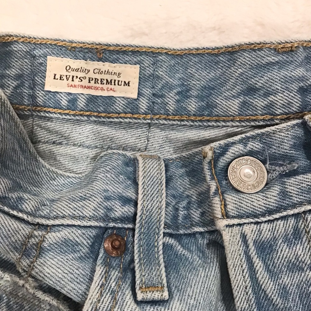 Levi’s 501 W24 (US 0/00) Denim Shorts Women’s High Rise Luxor Heat Light Wash - Picture 7 of 12